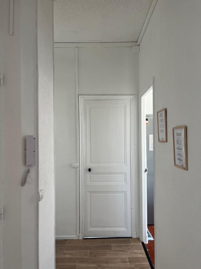 Appartement Hyeres - Centre Ville 3 Chambres 6 Personnes 4Eme Etage Escalier - Sebastien Claire Exteriér fotografie